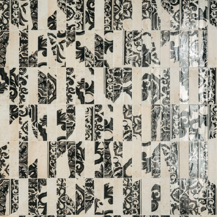 1741 Marca Corona Miniature Fregio NERO MAIOLICA 6x24cm